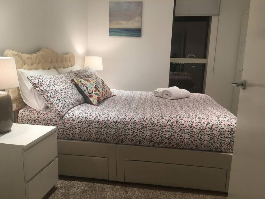 Grand Serviced Apartment***** London Borough of London Borough of Croydon Exterior foto